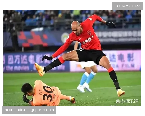 费利佩支点作用依旧明显 蓉城前场进攻倚仗巴西锋霸